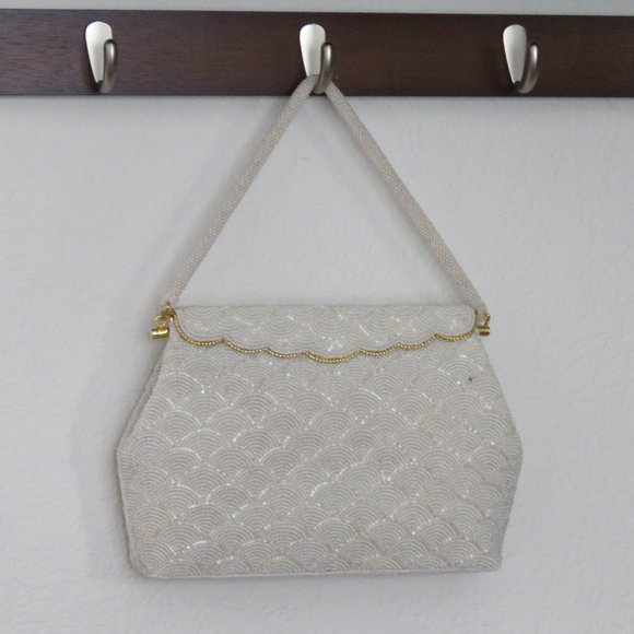 Vintage 1950s/1960s white beaded purse, satin lining and beaded strap - Picture 1 of 3